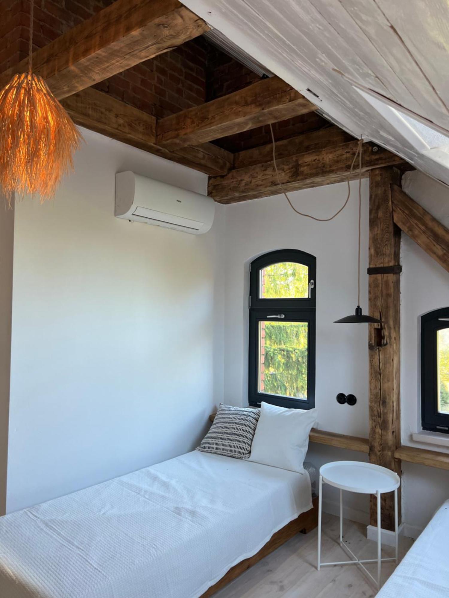 Apartament Ublik Stacja Zewnętrze zdjęcie